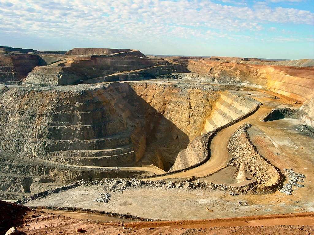 Super Pit gold mine on Kalgoorlie's Golden Mile in Western Australia, Australia's largest open-pit mine. (Photo by Brian Voon Yee Yap