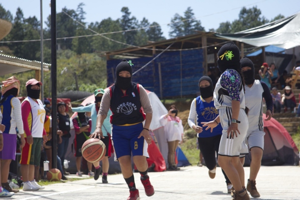 Zapatista women playing basketball during their first “encounter” for women. (WNV/Shirin Hess)