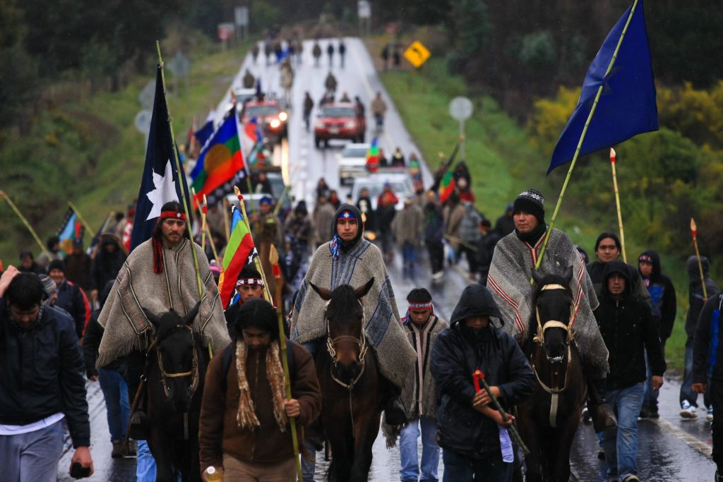 Mapuche march in Chile. Credit: ekindadano.cl
