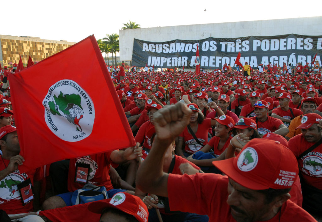 Approximately 18,000 MST members participate in a national MST congress in 2007. Photo credit: Wilison Dias/Agencia Brasil