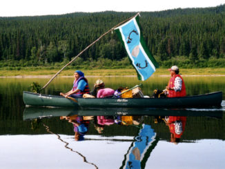 Innu activists descend the Grand River (Churchill) after the Lower Churchill project is announced, 1998. Photo credit: Alexis Lathem