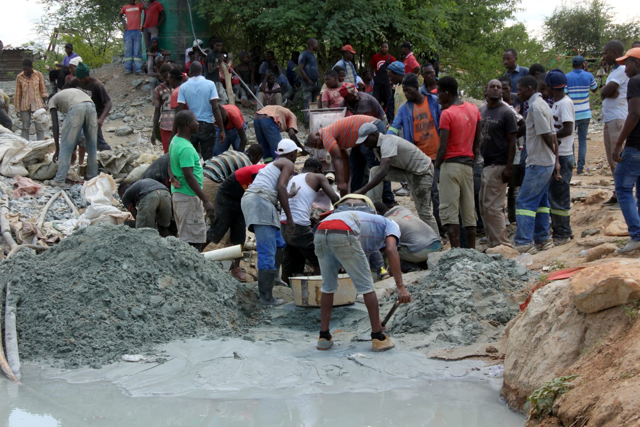Small scale miners risk life and limb in Zimbabwe Zimbabwe Situation