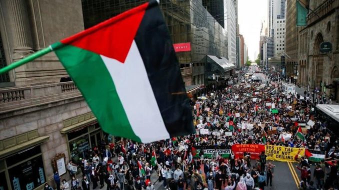 On May 11, 5,000 to 6,000 people marched in New York City defense of all Palestinians resisting Zionist violence / credit: Twitter/WithinOurLifetime-UnitedforPalestine