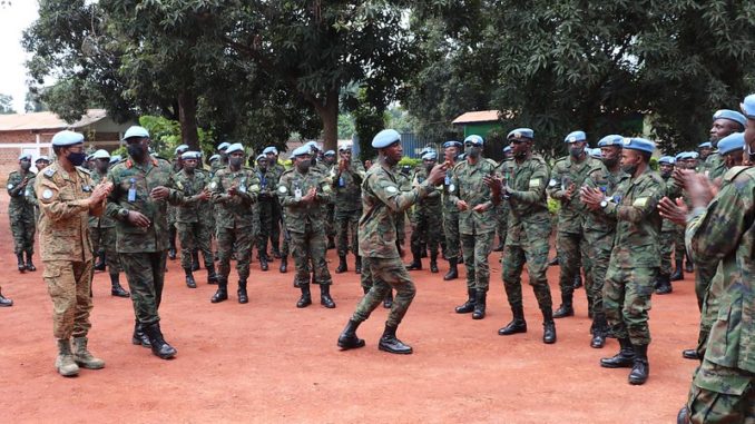 United Nations Multidimensional Integrated Stabilization Mission (MINUSCA) Force Commander commends readiness of Rwandan peacekeepers in Bangui in the Central African Republic on September 7 / credit: Rwanda Defense Force/Flickr