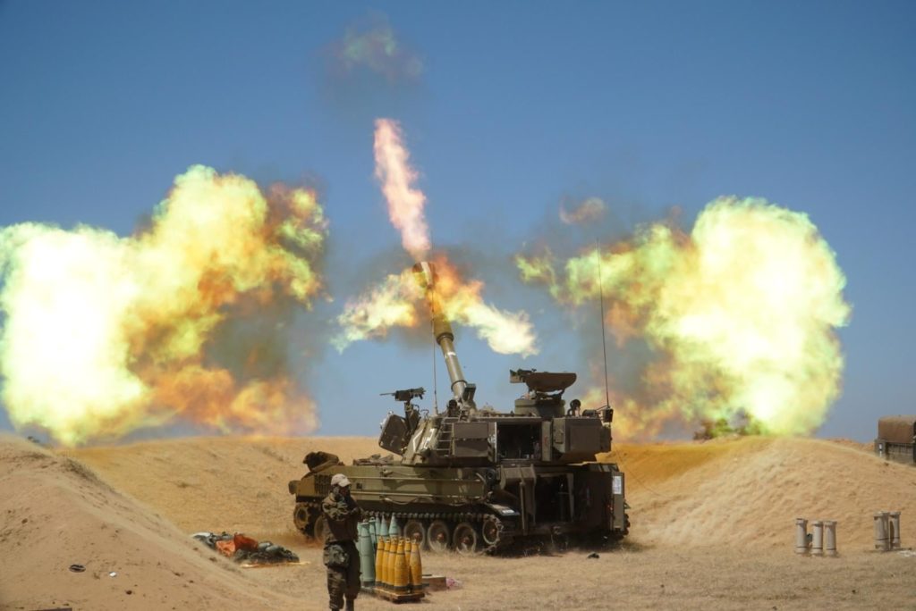 Israeli artillery firing into Gaza on May 18 / credit: IDF Spokesperson's Unit