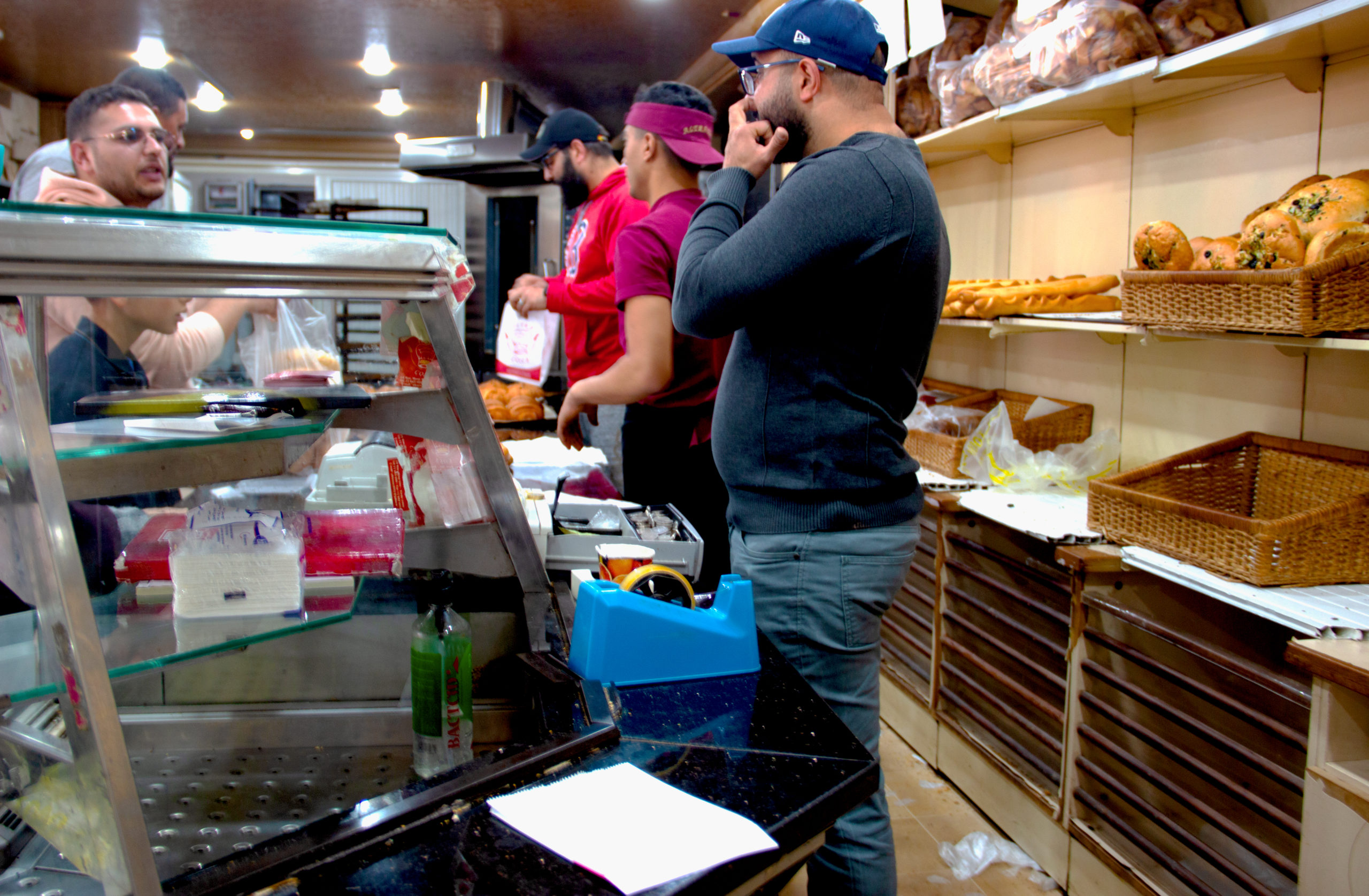 Tunisians line for bread in local bakeries during Ramadan / credit: Alessandra Bajec