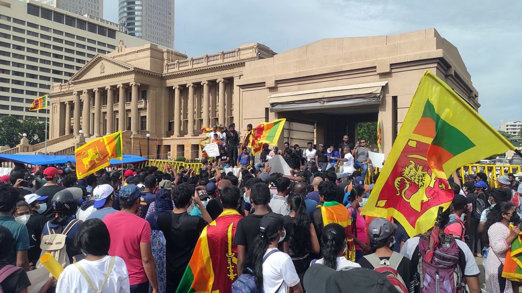 Anti-government protest in Sri Lanka on April 13 in front of the Presidential Secretariat / credit: AntanO / Wikipedia