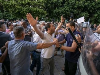 Police crack down on Tunisian protesters on July 22 / credit: People's Dispatch