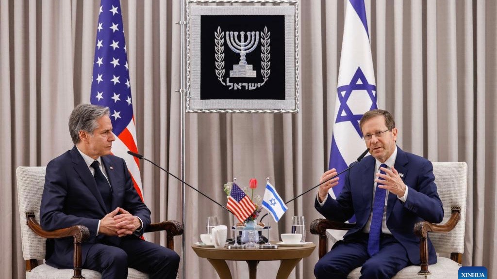Israeli President Isaac Herzog (right) with U.S. Secretary of State Antony Blinken in Jerusalem, on January 30 / credit: Olivier Fitoussi / JINI via Xinhua